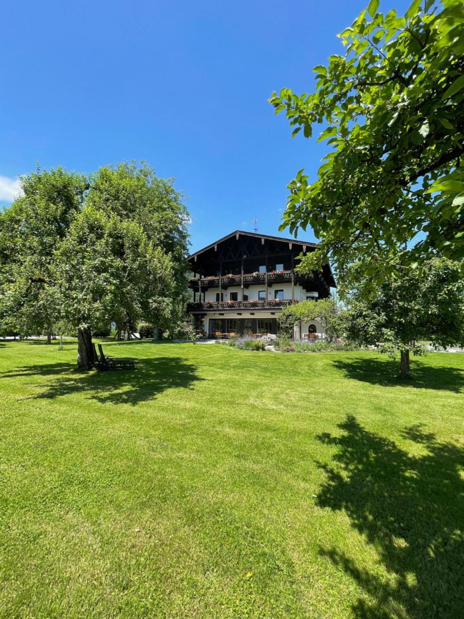 Alpenhof Landhotel Restaurant Όμπερντορφ Εξωτερικό φωτογραφία
